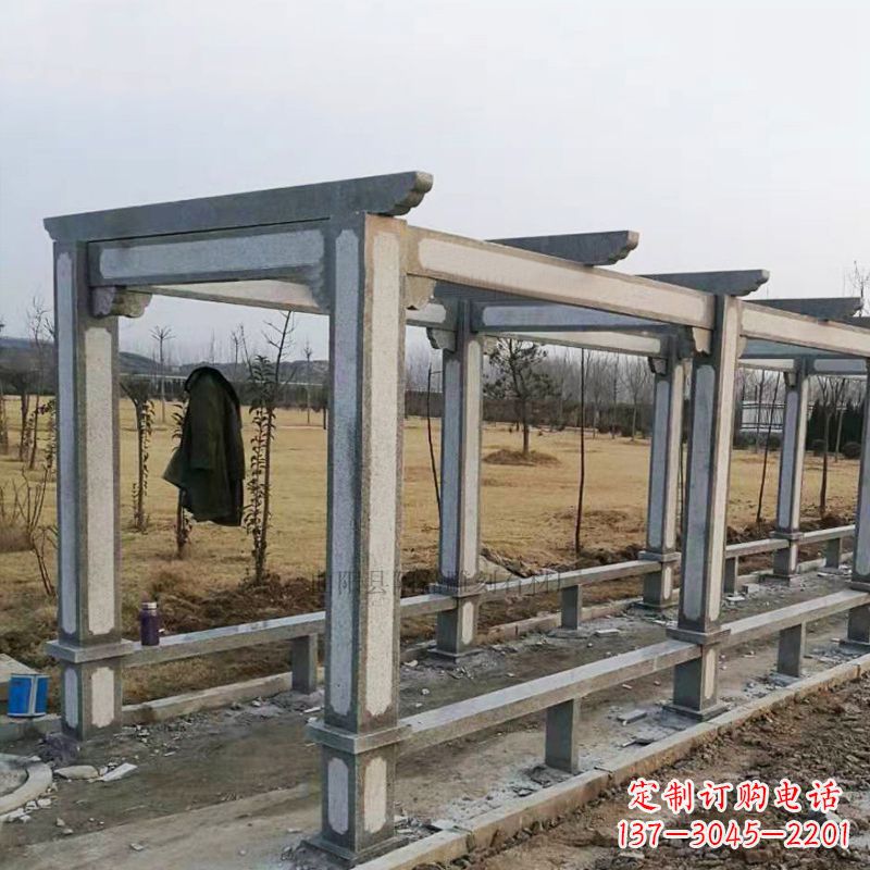 益阳青石花架雕塑是由技艺精湛的艺术家设计并制…