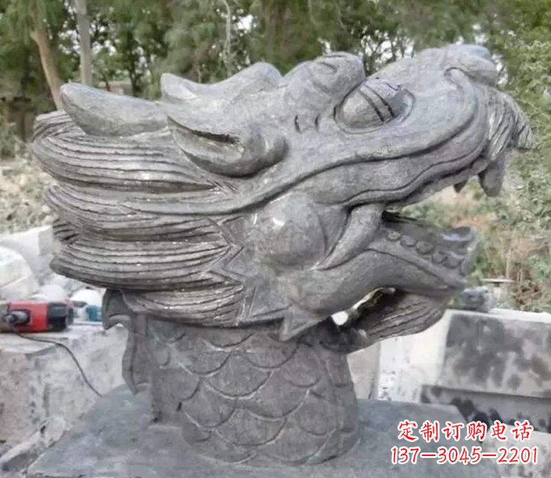 益阳青石龙头雕塑 