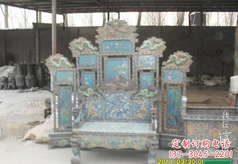 益阳青铜仿古龙椅雕塑,精美传神