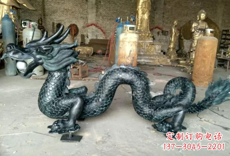 益阳青铜龙戏珠