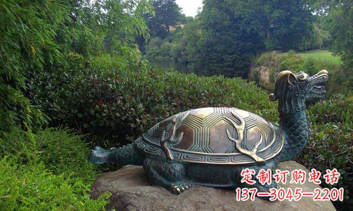 益阳融合经典的青铜龙雕塑
