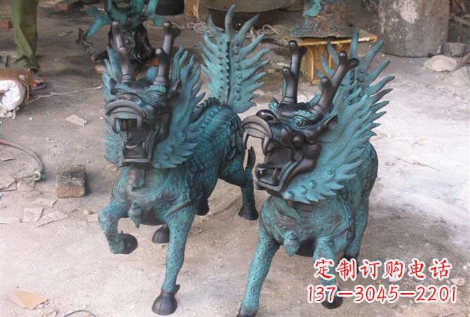 益阳追求完美的青铜麒麟雕塑