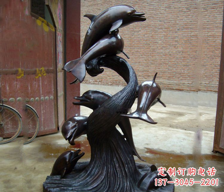 益阳尊贵华丽的海豚雕塑
