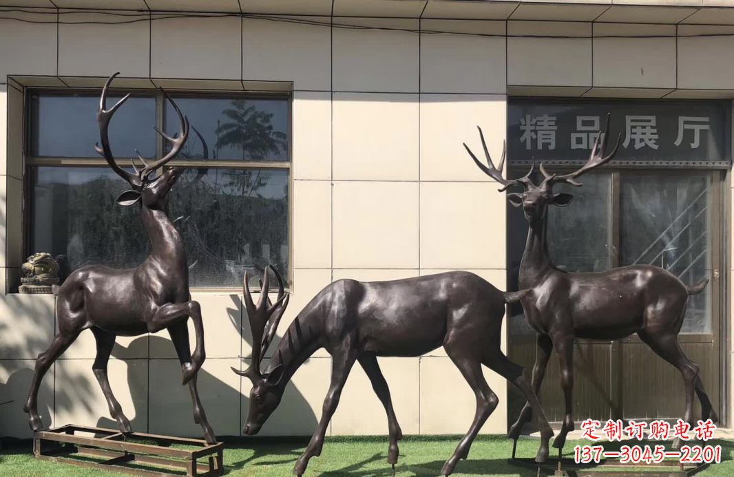 益阳群鹿铜雕塑,艺术精雕细琢