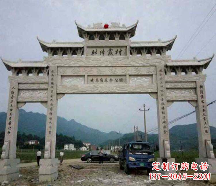 益阳三门牌坊石雕:细节讲究处处把精雕细琢