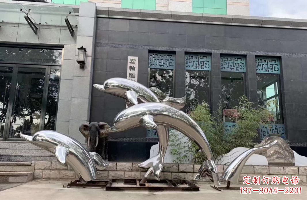益阳高端定制不锈钢海豚雕塑