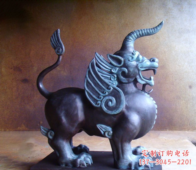 益阳传承中国神兽文化的独角兽铜雕塑