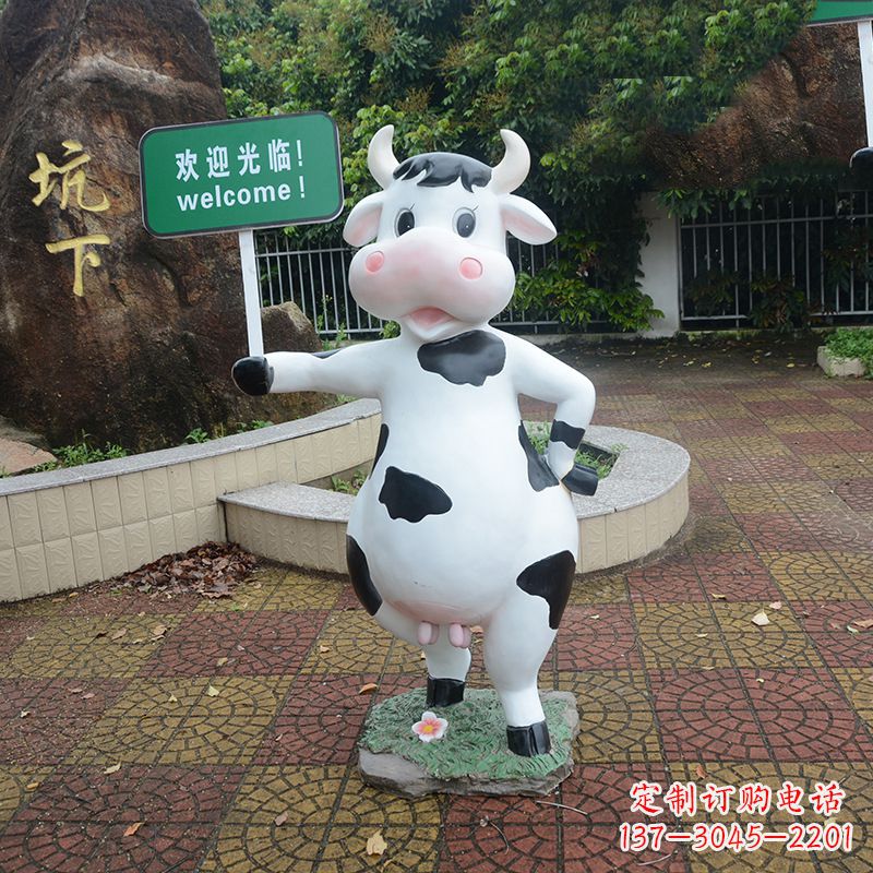 益阳中领雕塑:生肖牛卡通雕塑