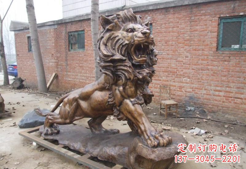 益阳高雅华贵的狮子铜雕