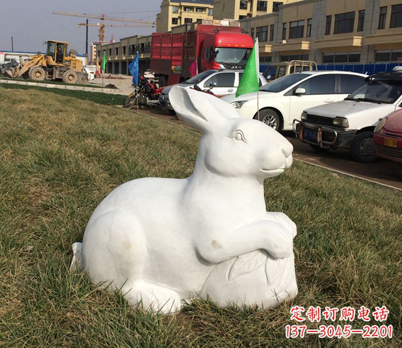 益阳精美兔子石雕精品,点缀家居美景