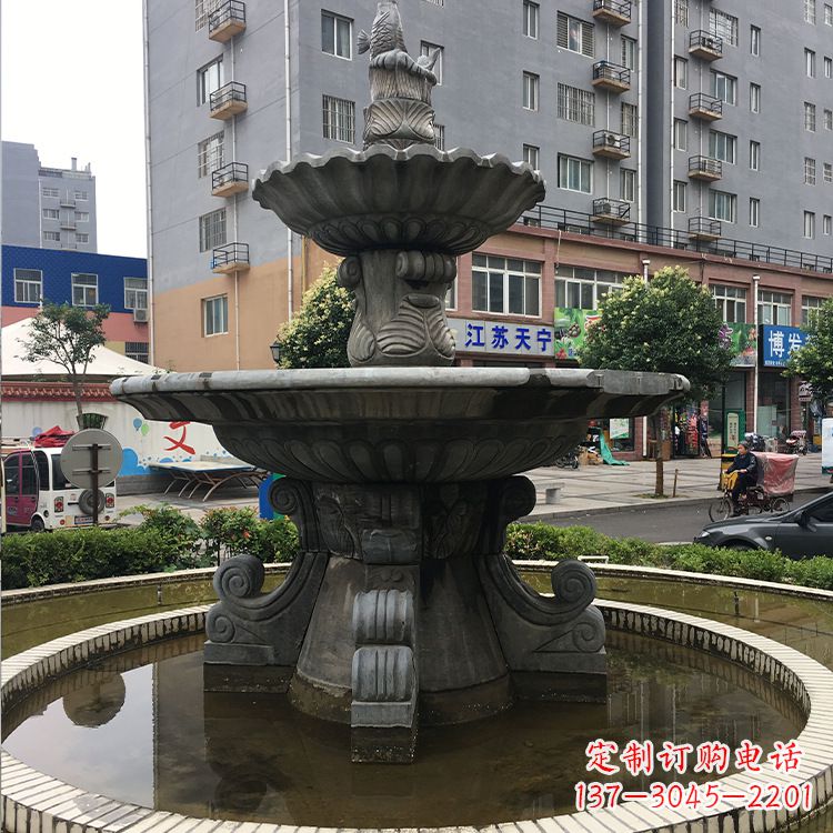 益阳石材石雕喷泉:高品质的室外装饰艺术品