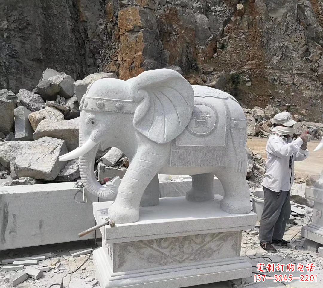 益阳中领雕塑提供优质观音雕塑