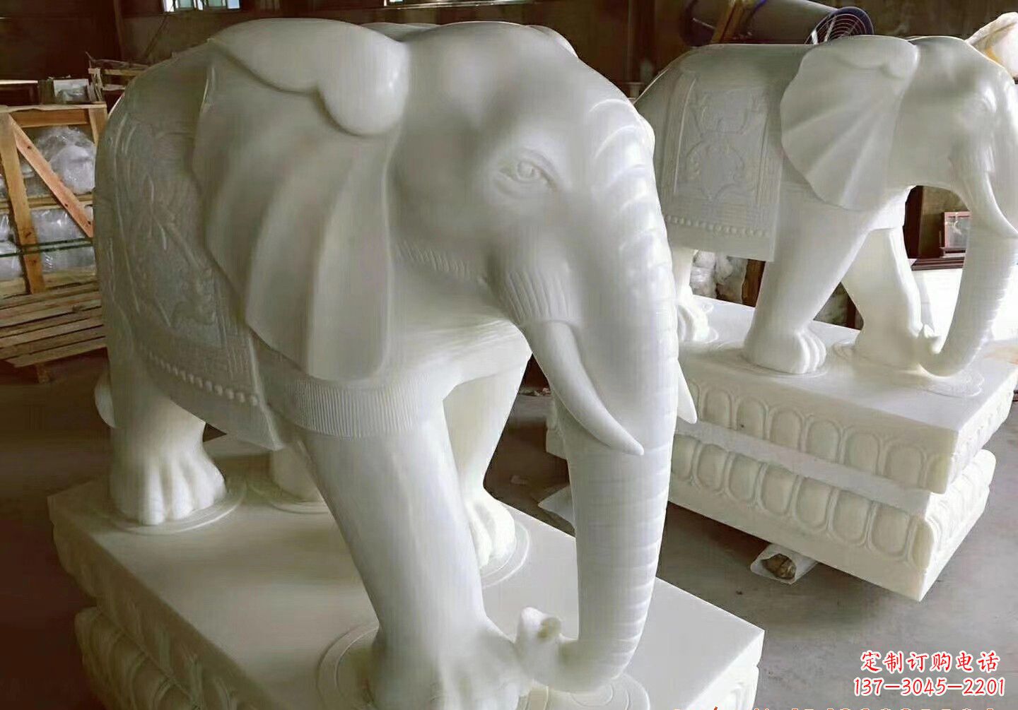 益阳石雕大象雕塑,展现大象优雅的身姿
