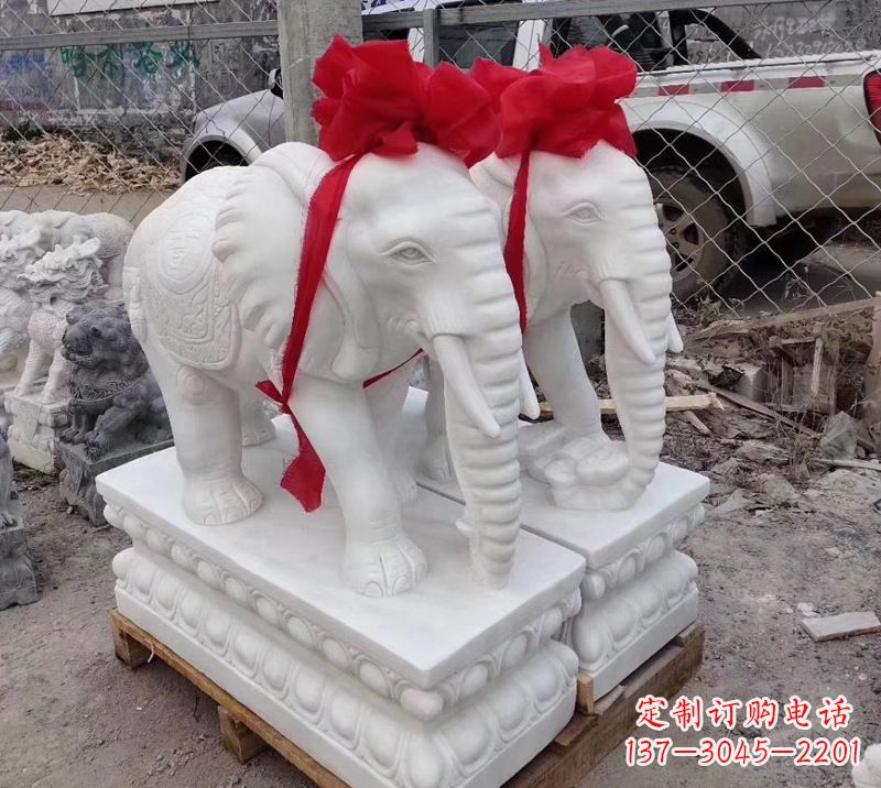 益阳元宝驾驭的大象雕塑艺术