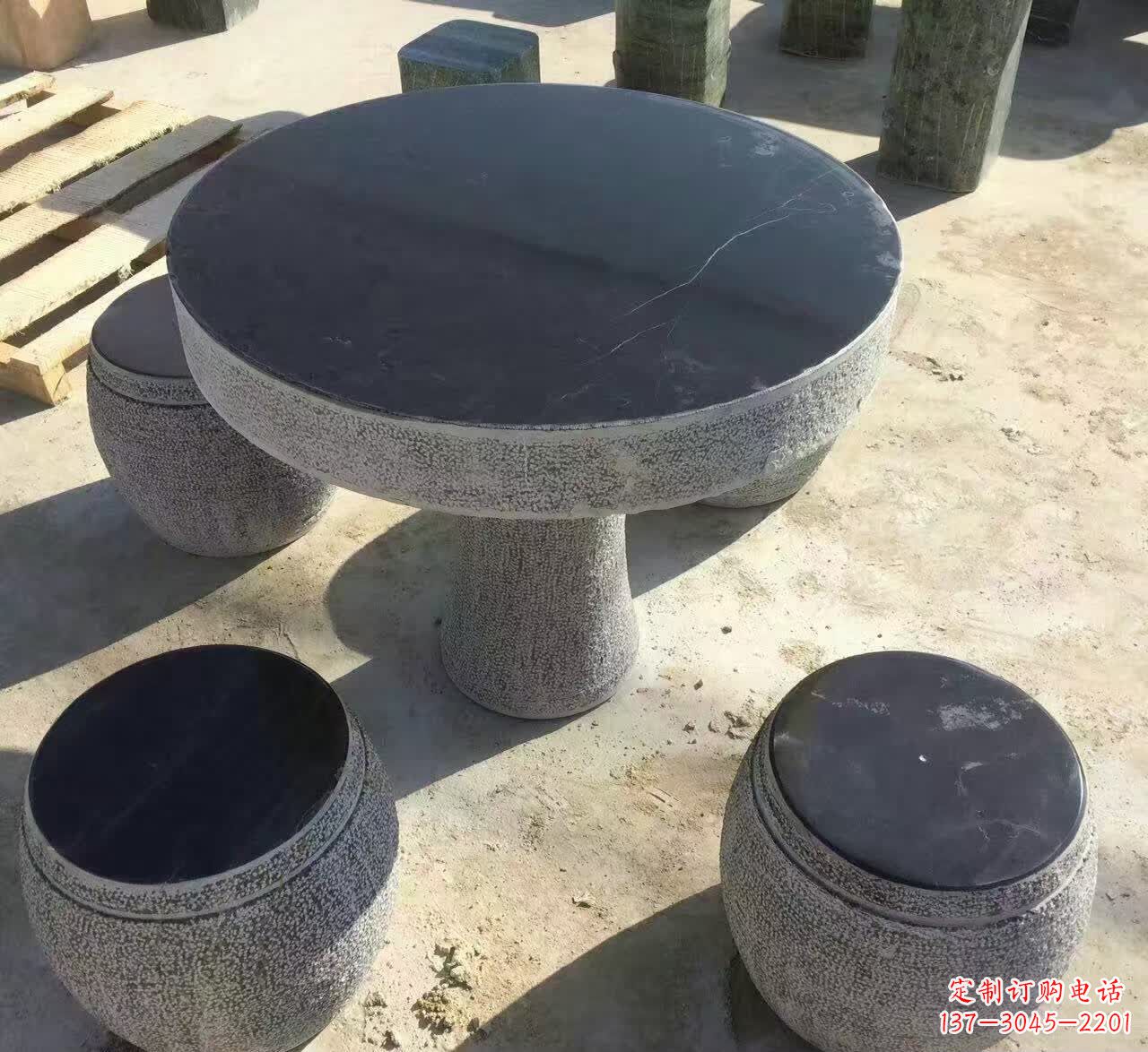 益阳石雕广场石桌凳雕塑