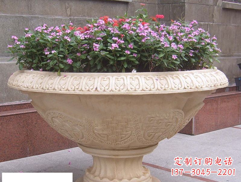 益阳中领雕塑拥有多年的雕塑制作经验,特别是景…