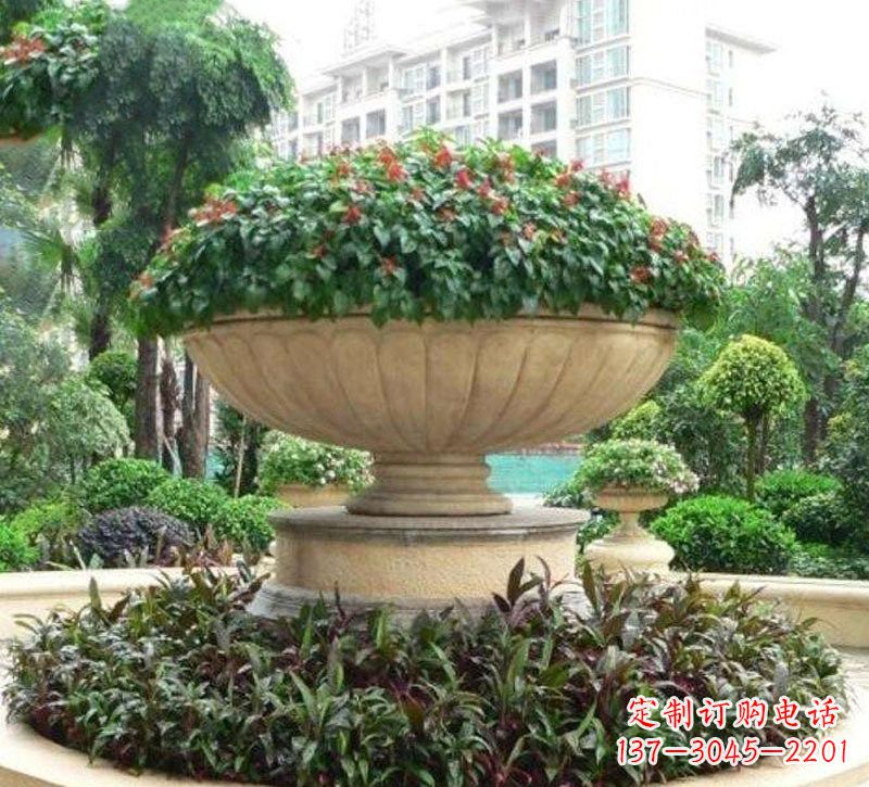 益阳石雕小区花盆