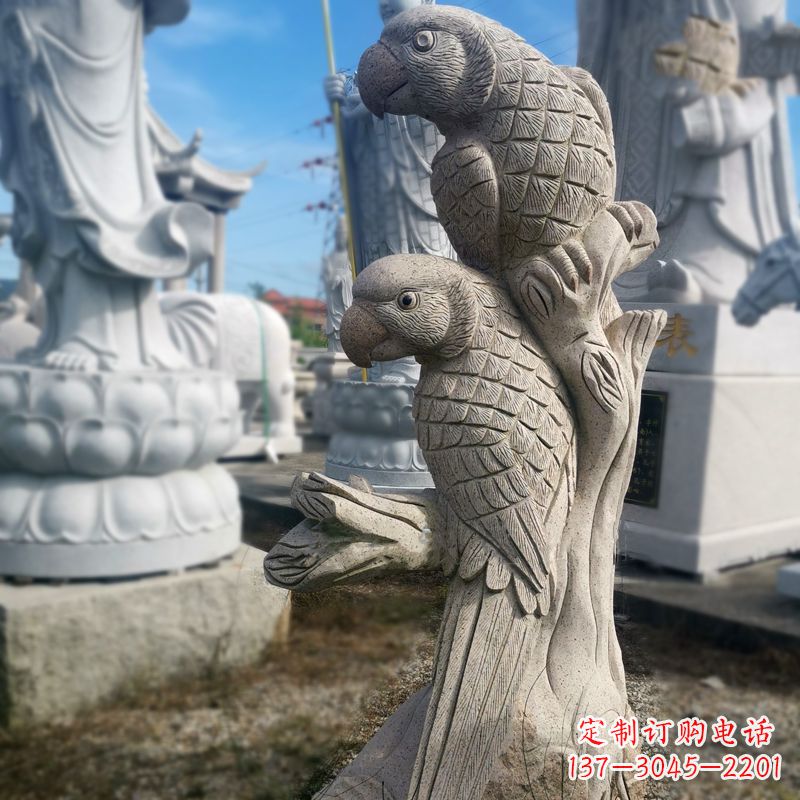 益阳石雕鹦鹉景观雕塑摆件