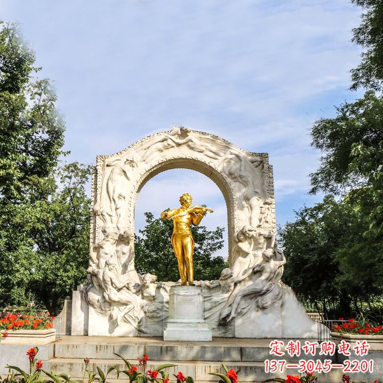 益阳世界名人古典主义作曲家莫扎特公园铜雕像