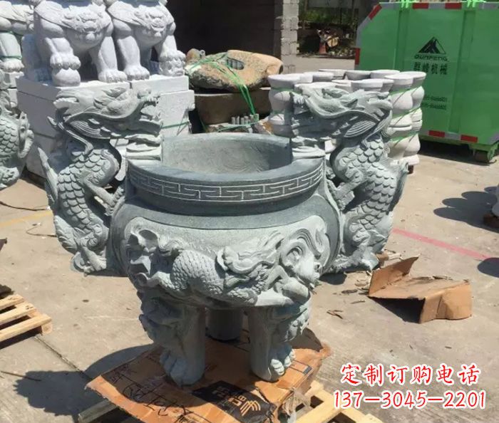 益阳寺庙景观青石龙头香炉石雕 (2)