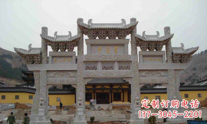 益阳寺庙景观三门五楼石牌坊