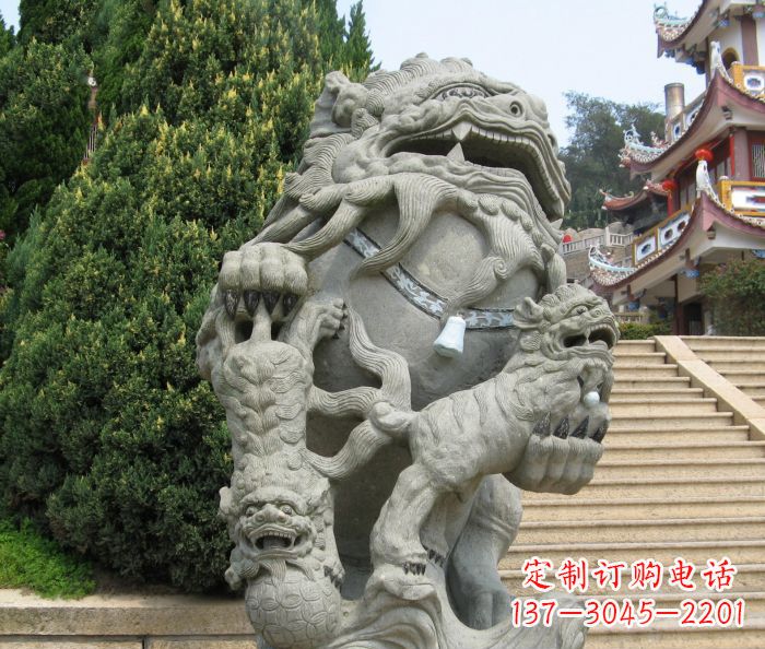 益阳寺庙景观狮子石雕