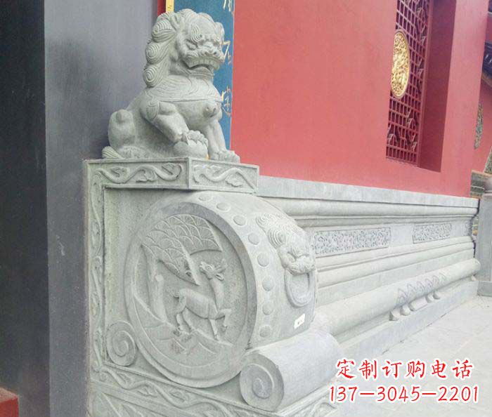 益阳寺庙景观狮子石门墩抱鼓石