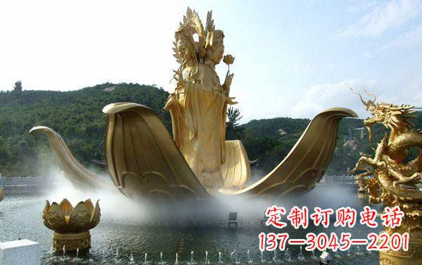 益阳寺庙三面观音雕像