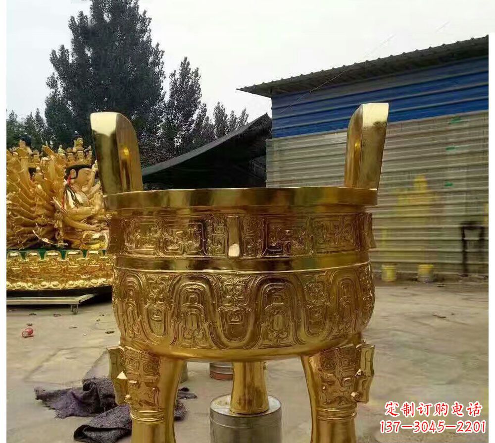 益阳寺庙三足圆形香炉铜雕