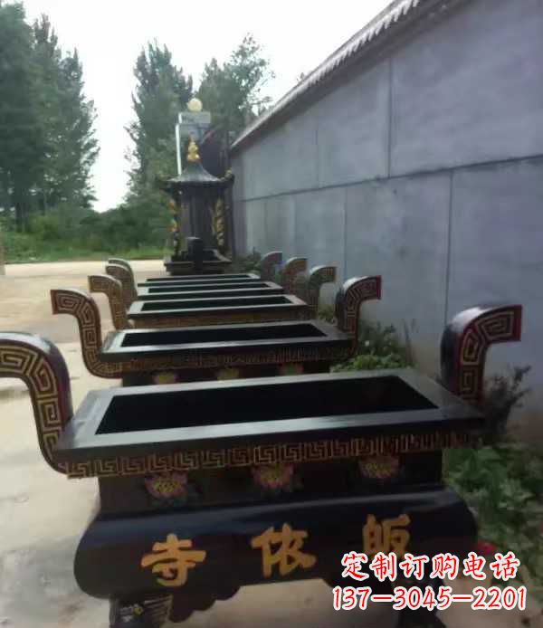 益阳寺庙四足方形香炉铜雕