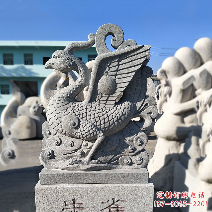 益阳天之四灵之朱雀神鸟砂岩石雕塑