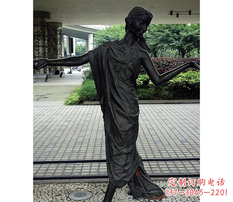 益阳跳舞的女孩街边景观铜雕