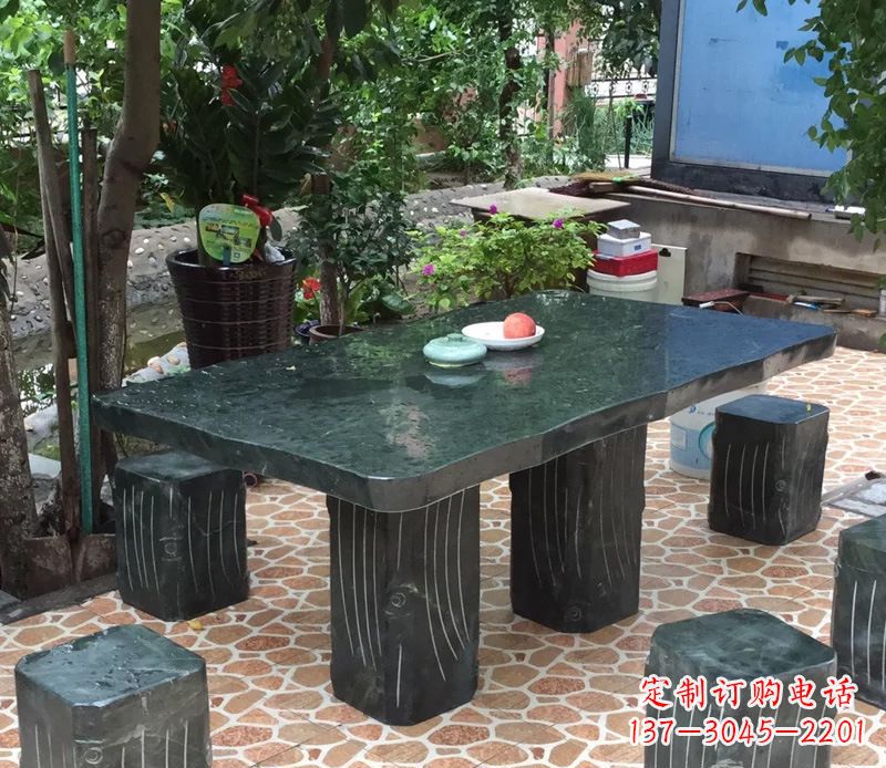 益阳庭院长方形石桌凳雕塑