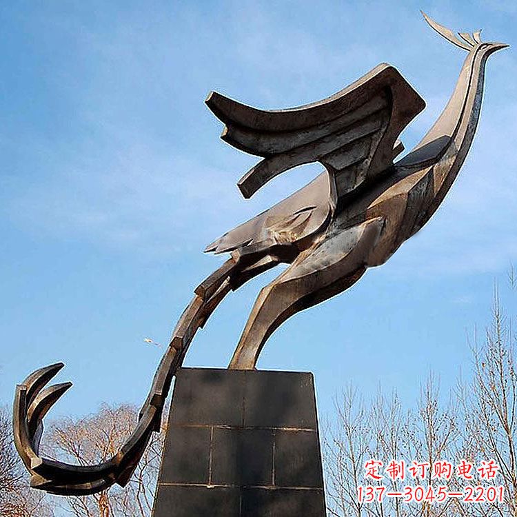 益阳铜雕百鸟之王凤凰景观雕塑