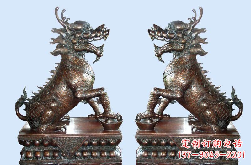 益阳铜雕踩元宝招财麒麟