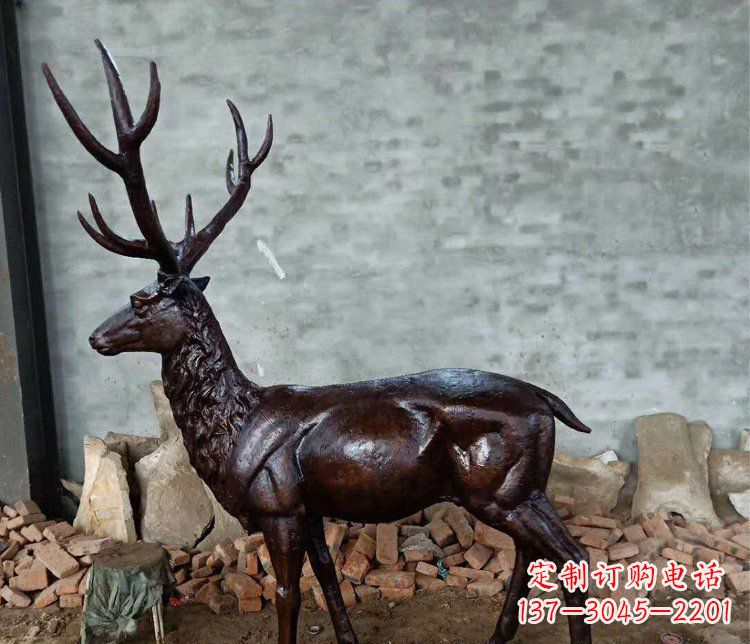 益阳铜雕户外公园动物雕塑鹿摆件