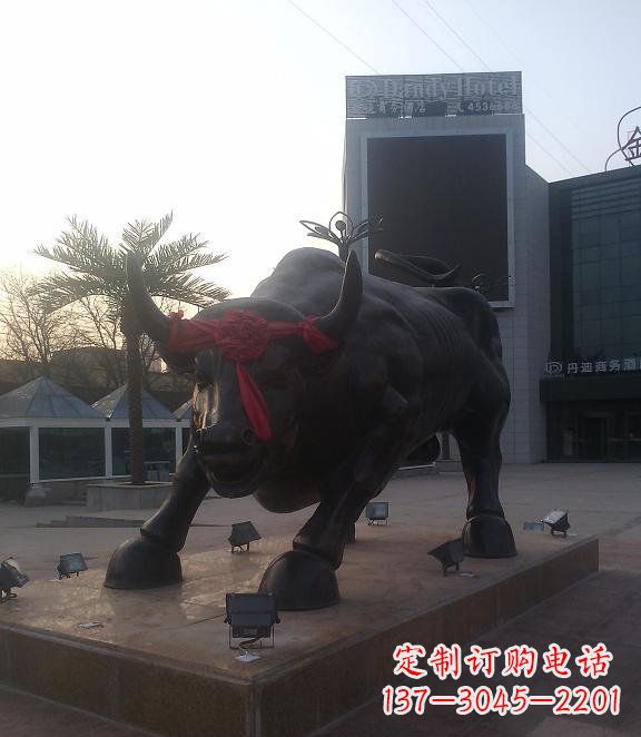 益阳铜雕牛公园动物雕塑
