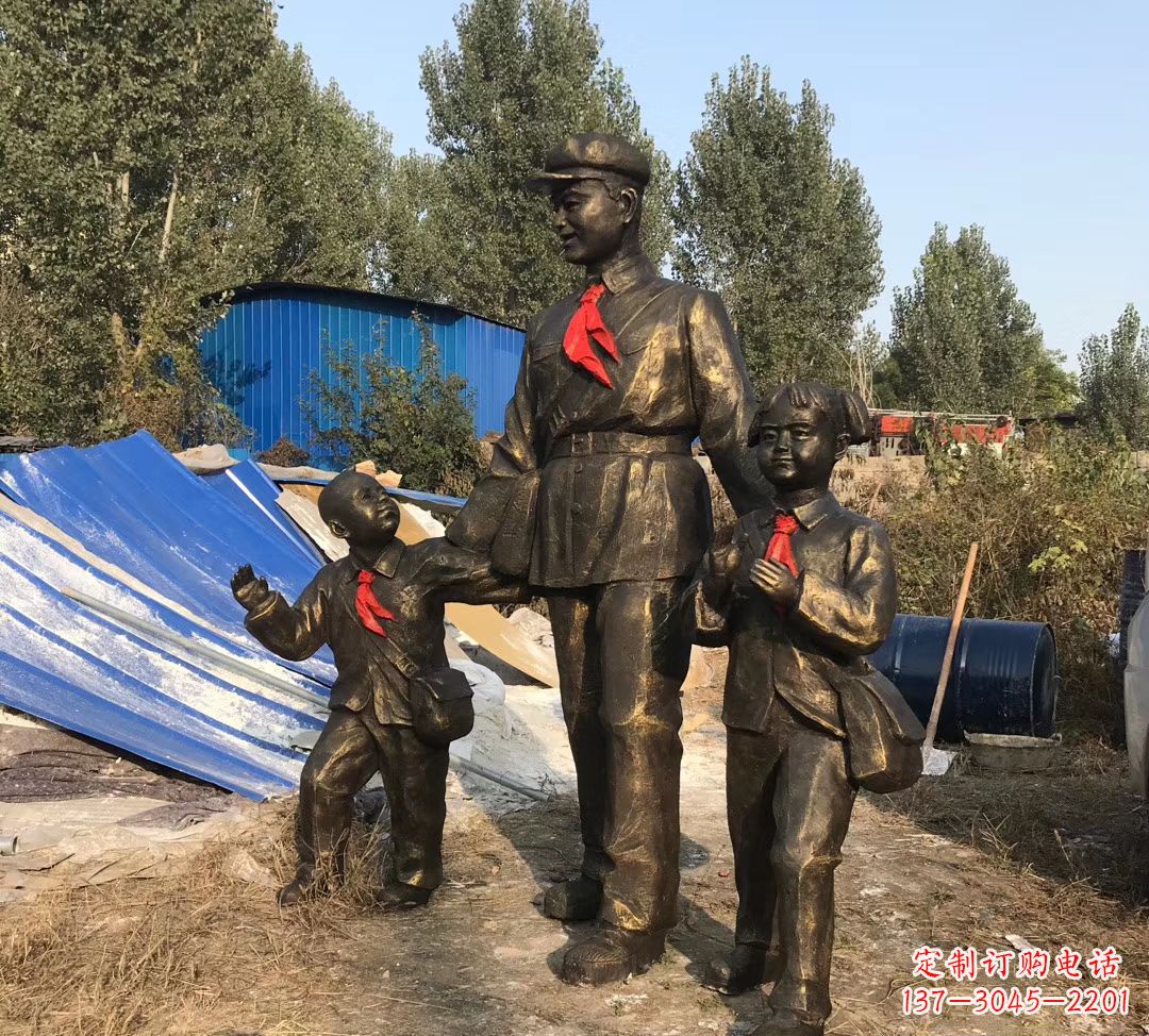 益阳铜雕校园雷锋雕塑