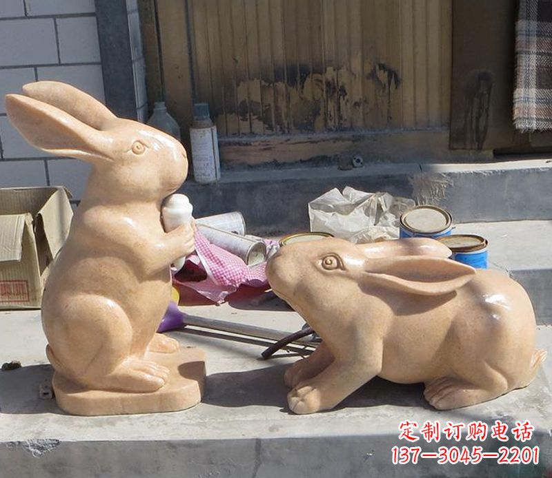 益阳兔子石雕公园动物摆件