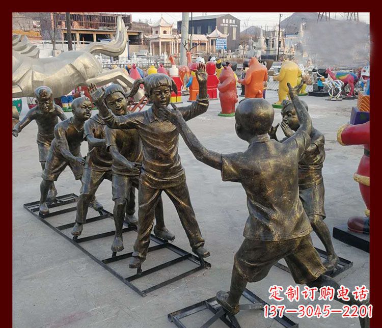 益阳玩老鹰捉小鸡的儿童铜雕