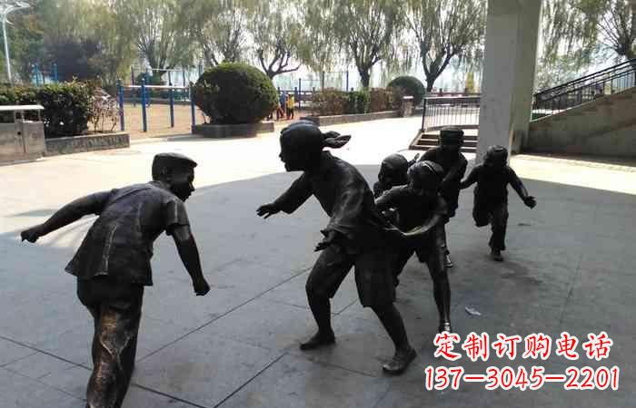 益阳玩老鹰捉小鸡的儿童铜雕222