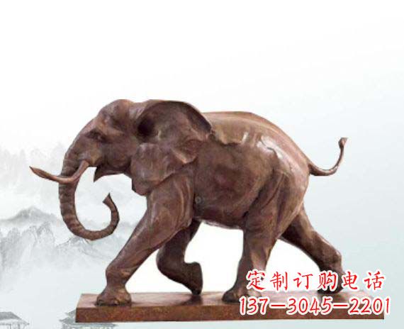 益阳晚霞红大象公园动物石雕