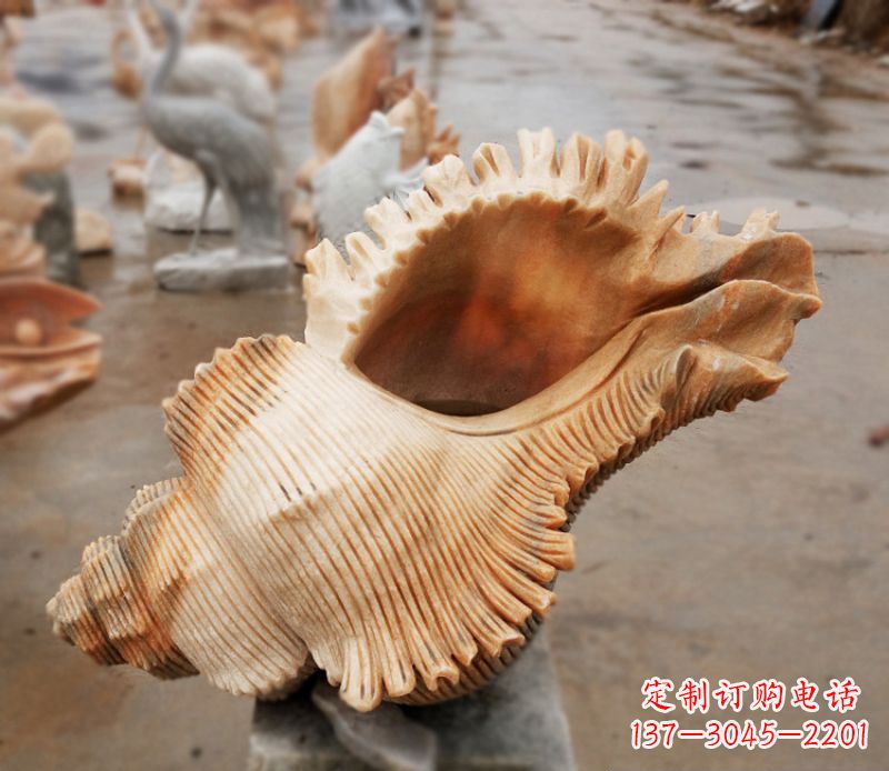 益阳晚霞红海螺石雕广场景观雕塑