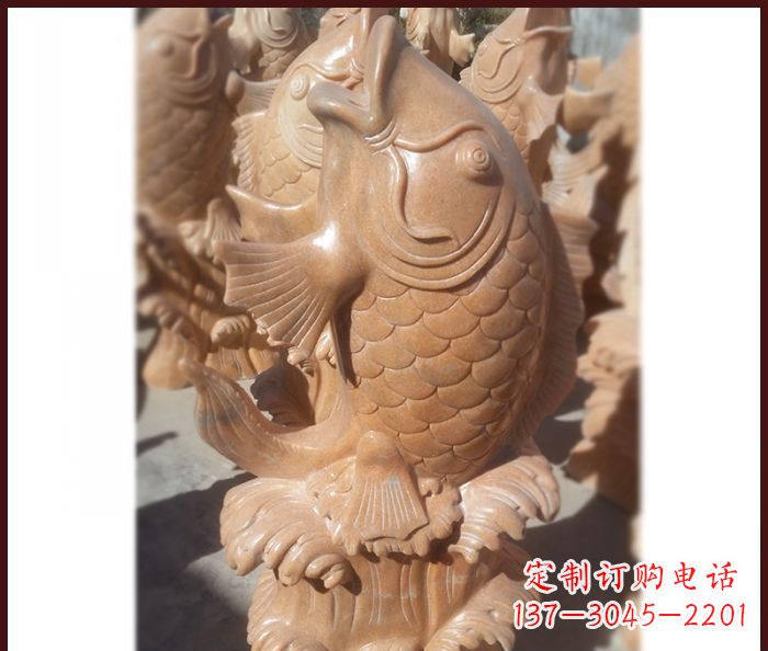 益阳晚霞红喷水鲤鱼石雕 (3)