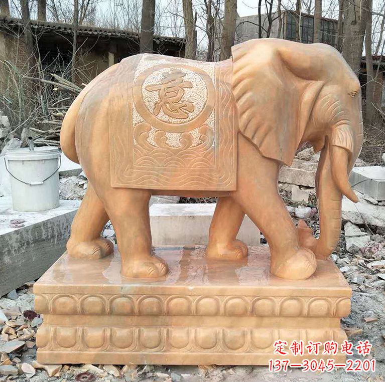 益阳晚霞红石材大象雕塑