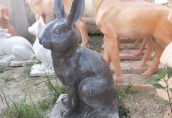 益阳青石公园兔子雕塑，实惠的艺术装点