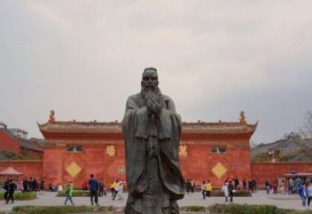 益阳传统文化艺术品，青铜孔子行教人物雕塑