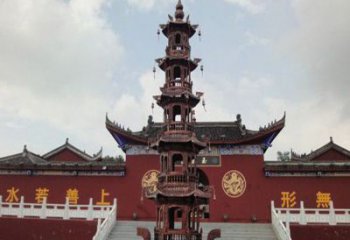 益阳三足铜香炉雕塑，精美绝伦