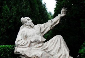 益阳百花齐放的李白雕塑