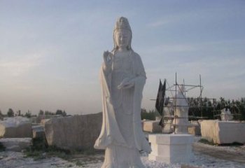 益阳现代艺术风格观音石雕塑